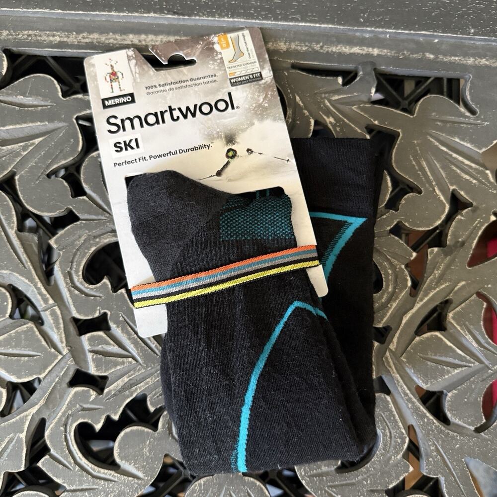 Smartwool Women’s Ski Socks Large Merino Wool OTC Targeted Cushion Performance